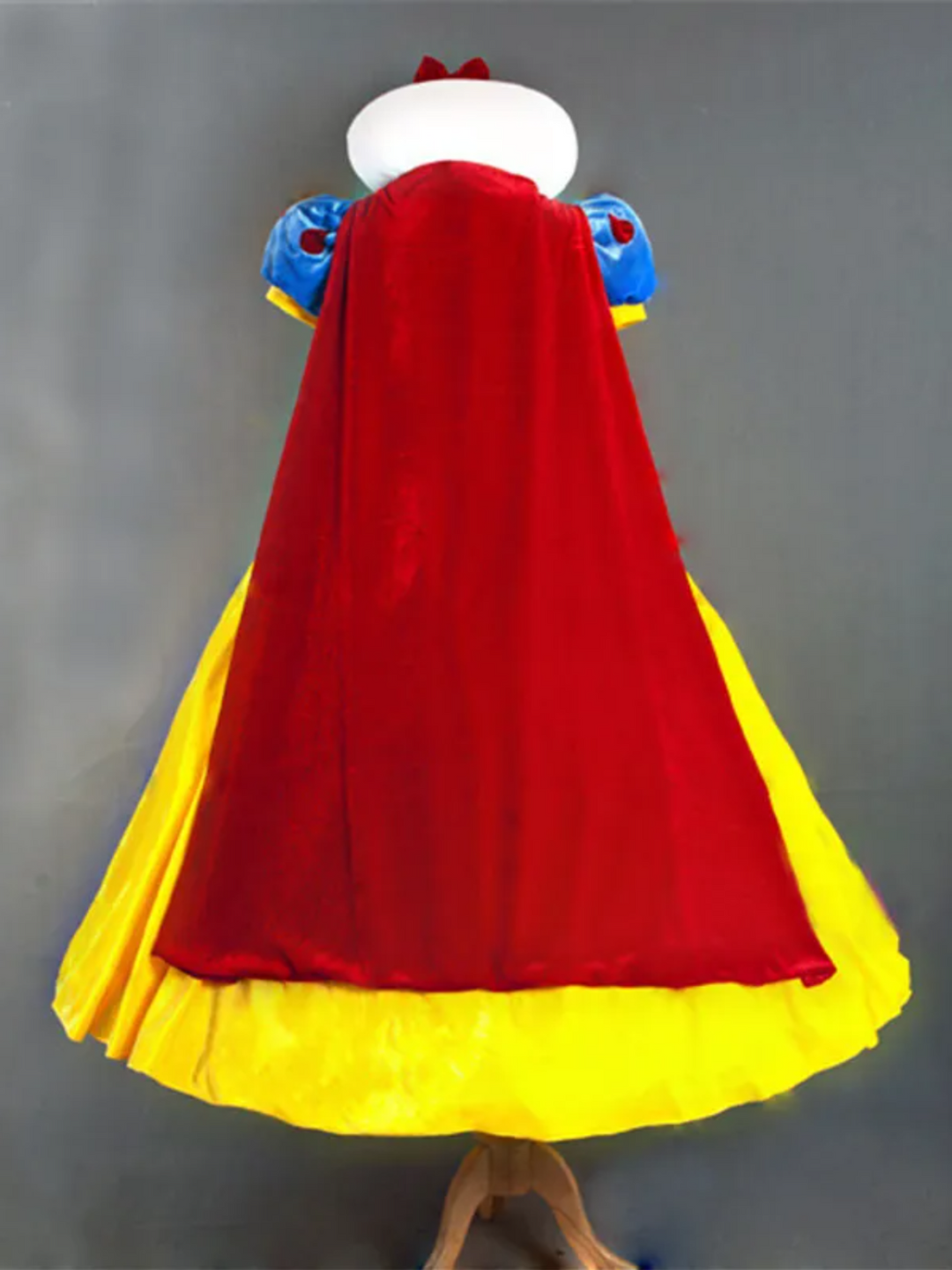 Women Deluxe Fairest Princess Halloween Costume