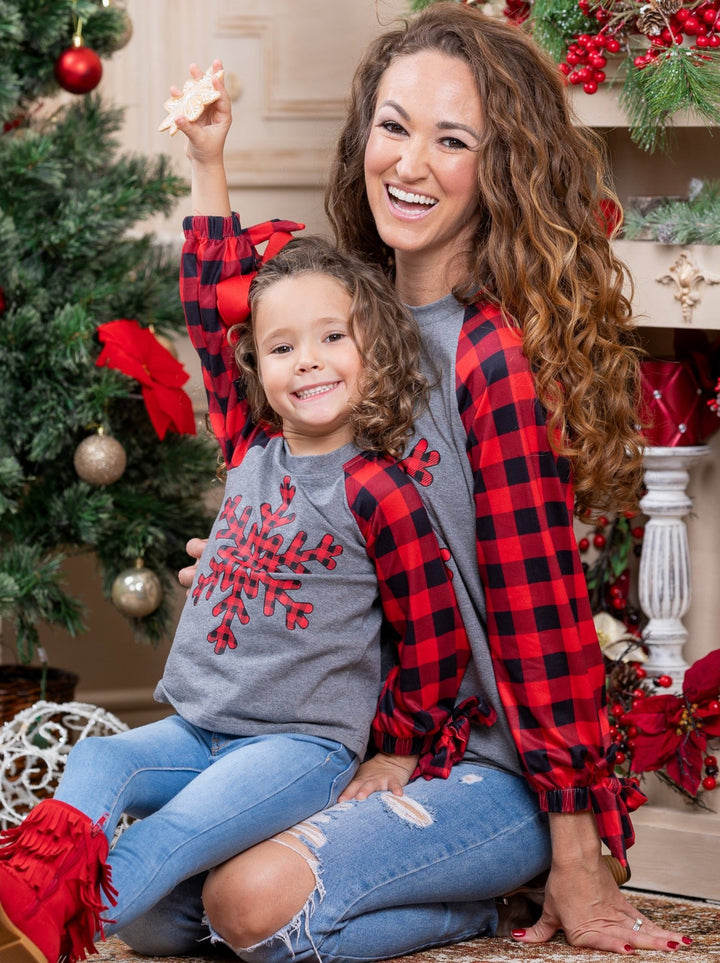 Mommy and Me Matching Tops | Snowflake Graphic Print Plaid Raglan Top