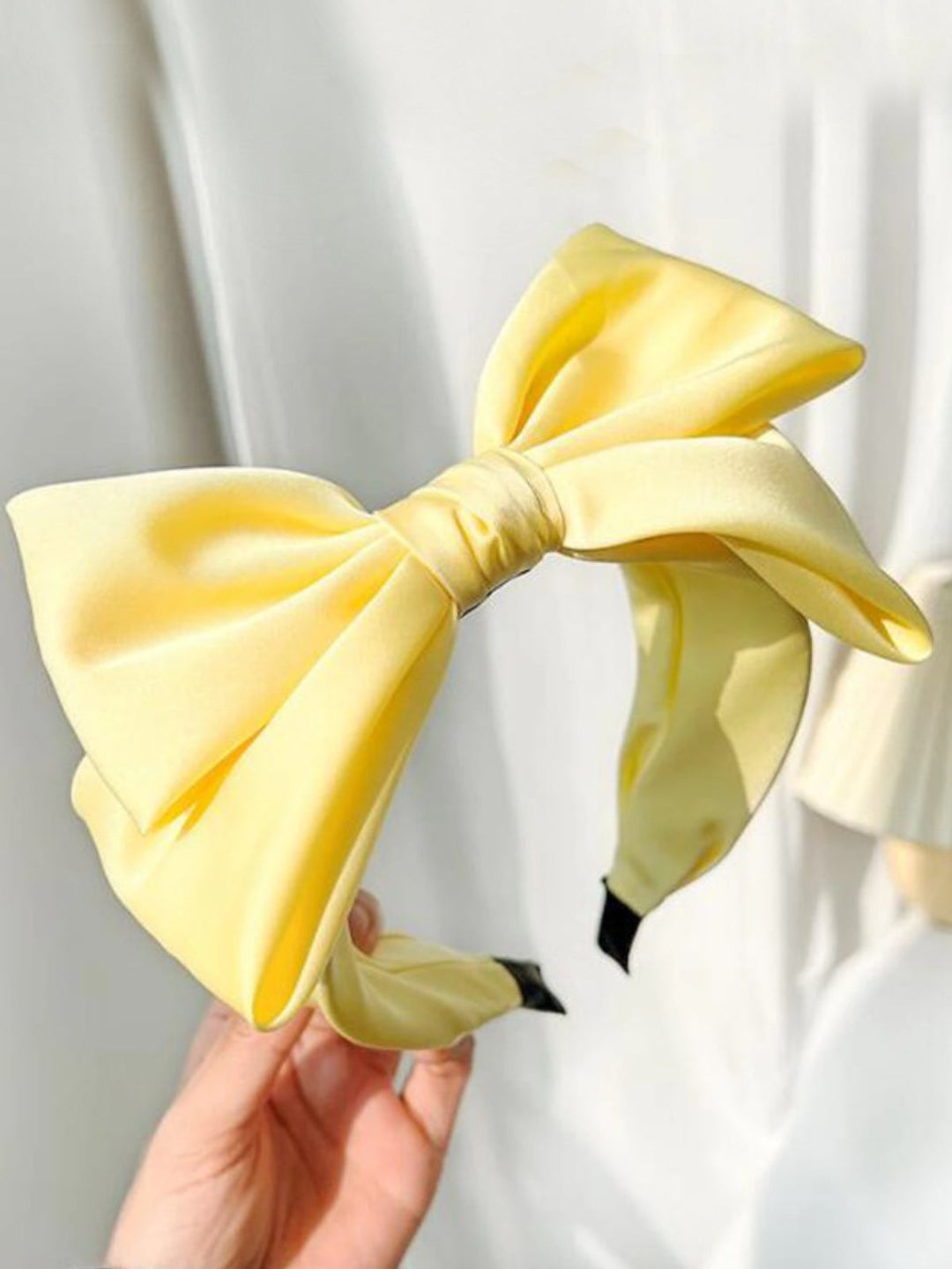 Mia Belle Girls Big Bow Velvet Headband | Girls Accessories